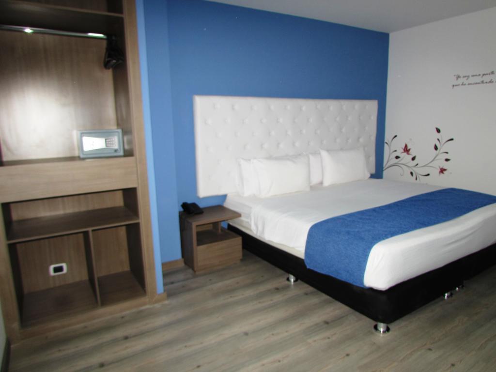 Aw Hotel Plaza Miranda Bogotá Quarto foto
